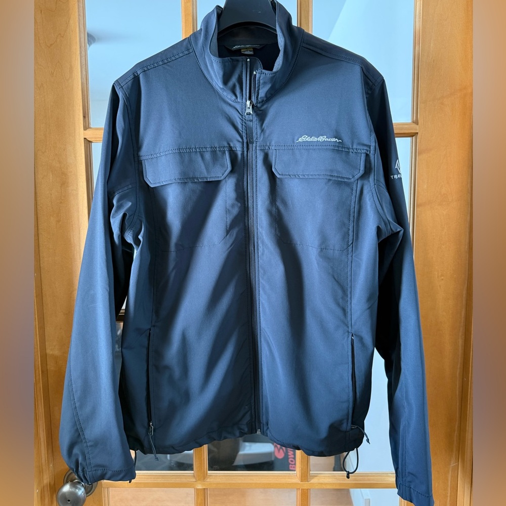 Eddie Bauer Men's Dark Blue Performance Softshell Jacket